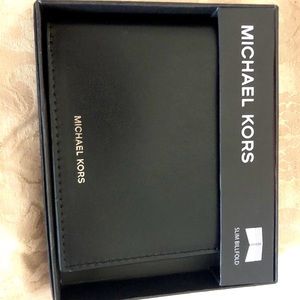 Michael Kors Black Leather Slim Billfold Warren